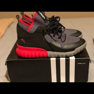 Adidas tubular x
